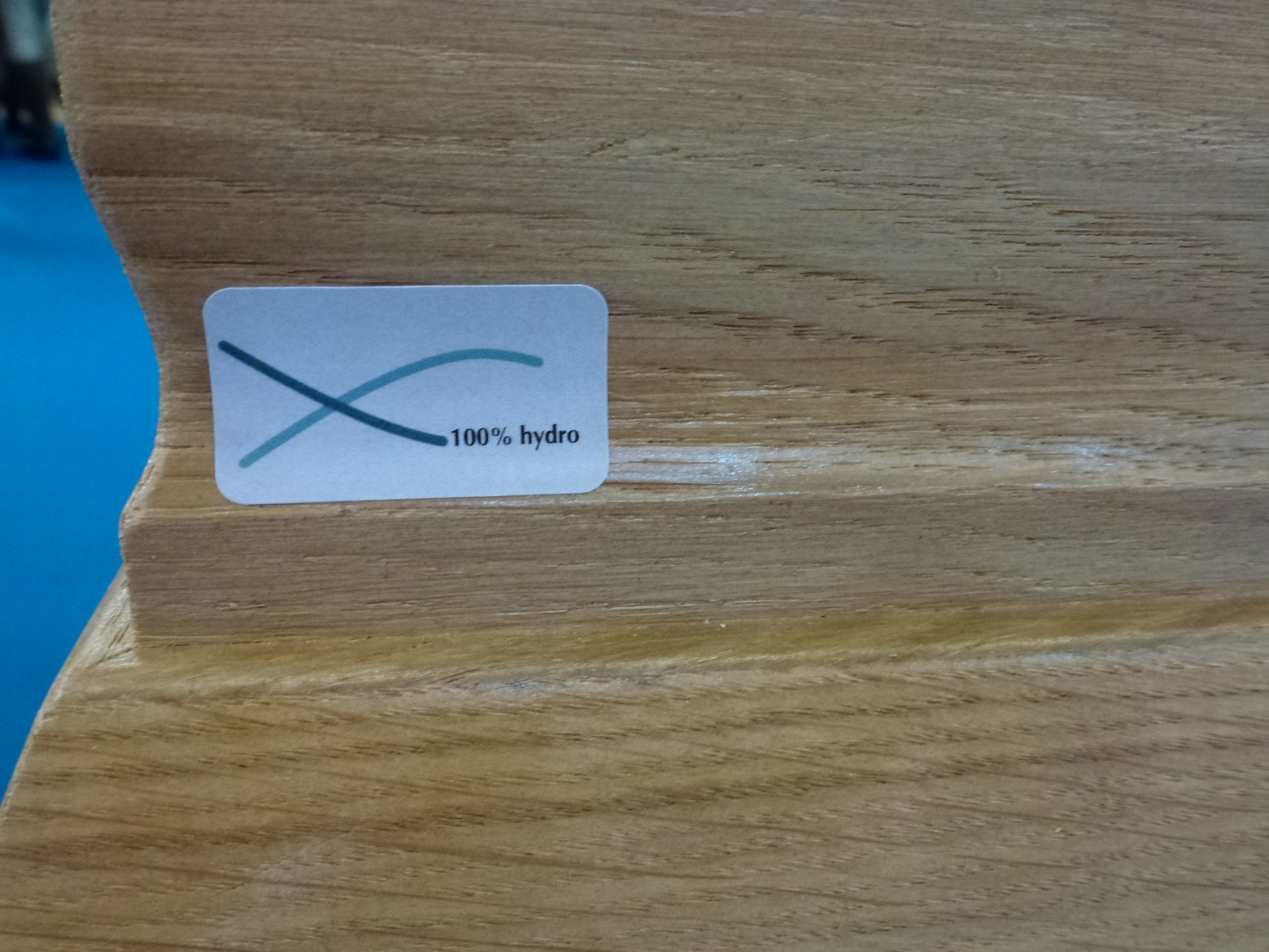 Etiquette 100% hydro